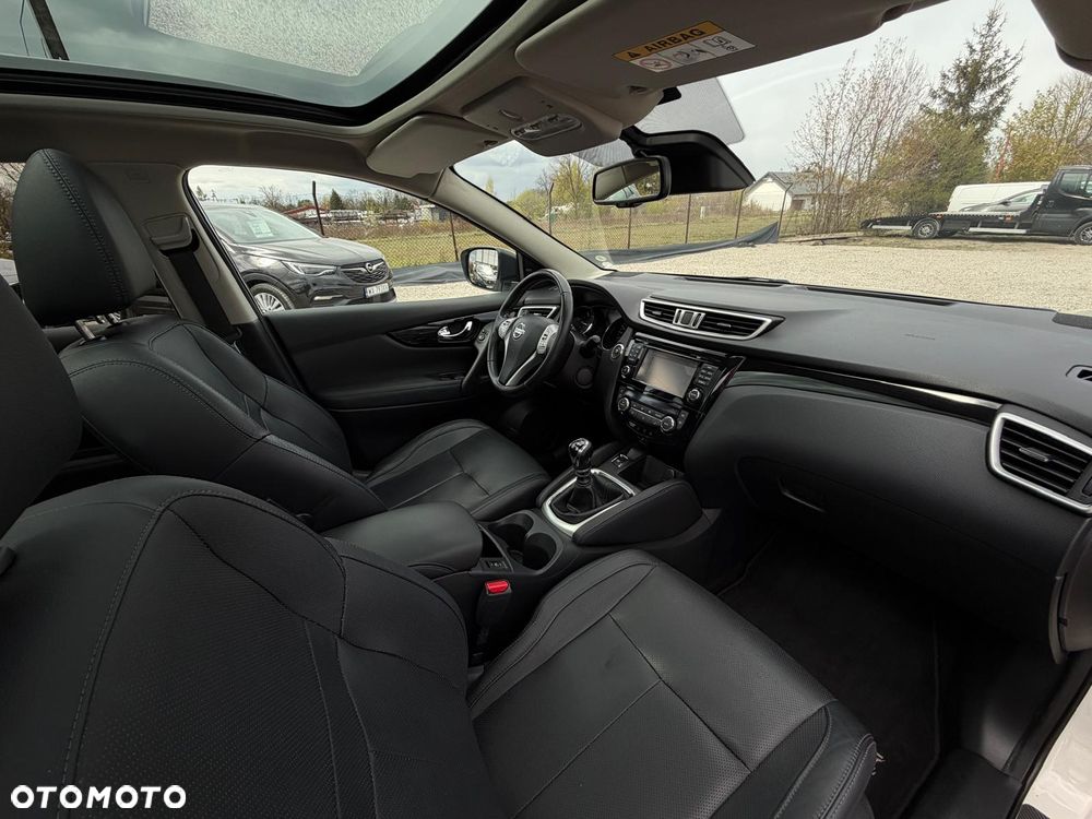 Nissan Qashqai 1.6 DCi Tekna EU6 - 24