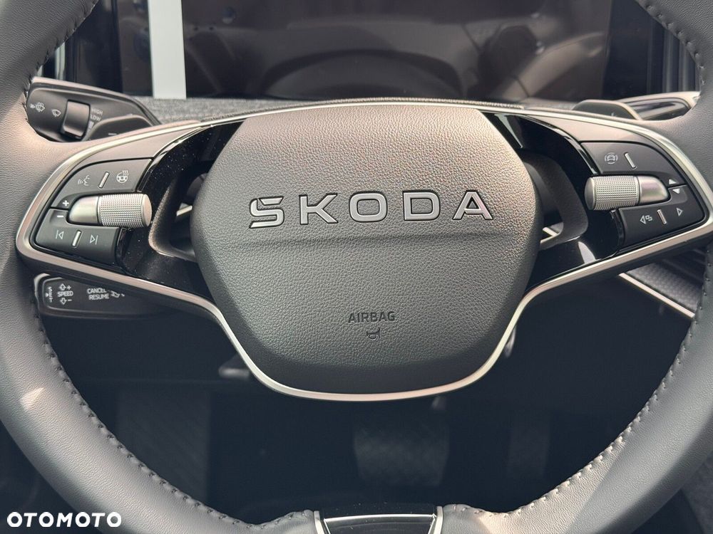 Skoda Superb 2.0 TDI SCR Drive DSG - 14