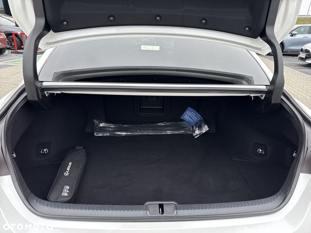 Lexus ES 300h Prestige - 13