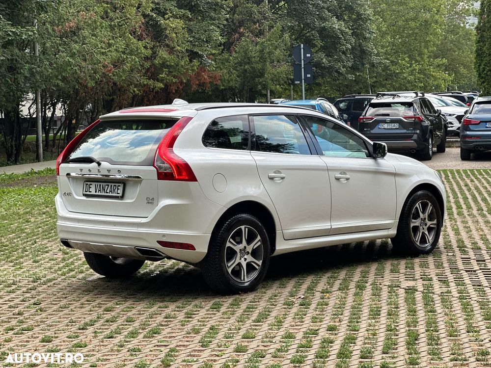 Volvo XC 60 2.4D AWD Aut. Momentum - 4