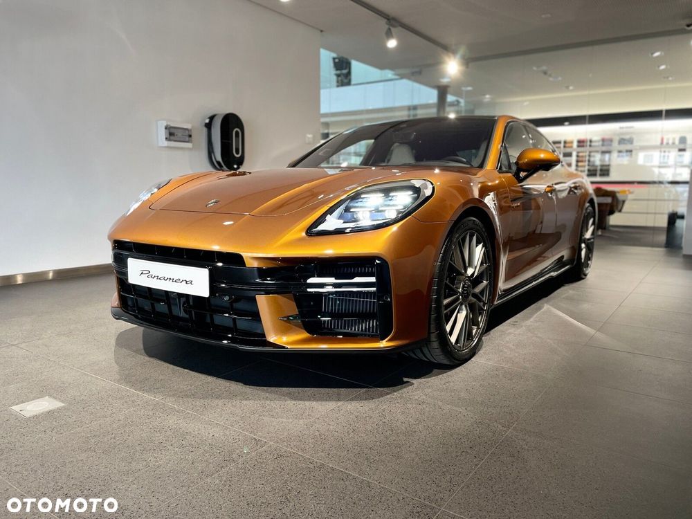 Porsche Panamera - 3