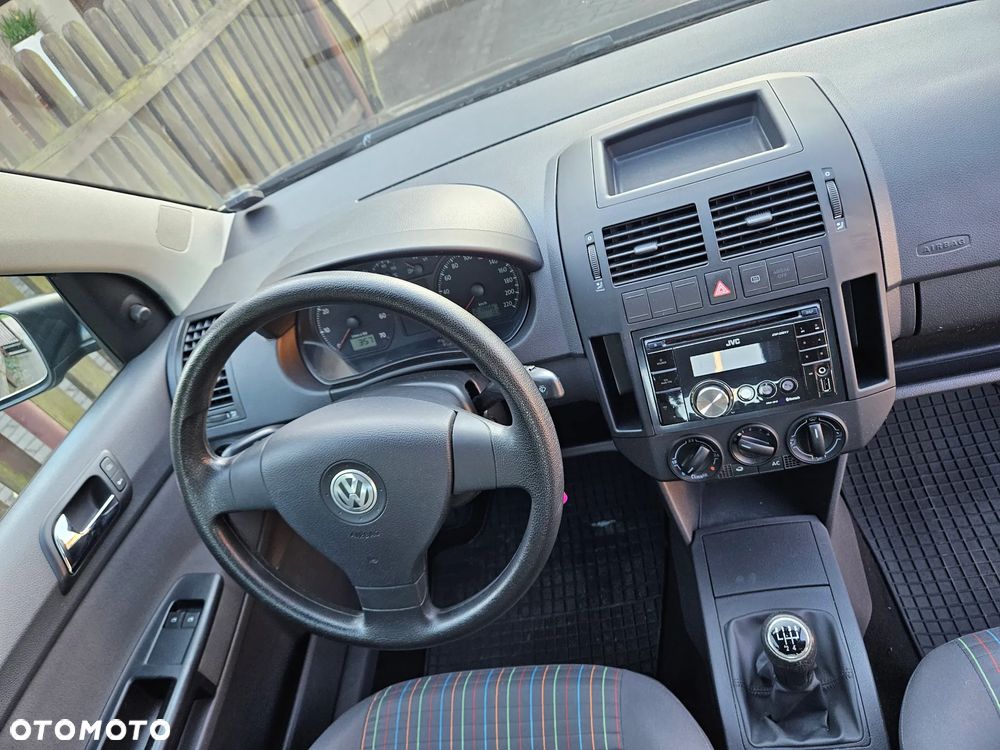 Volkswagen Polo 1.2 Team - 6