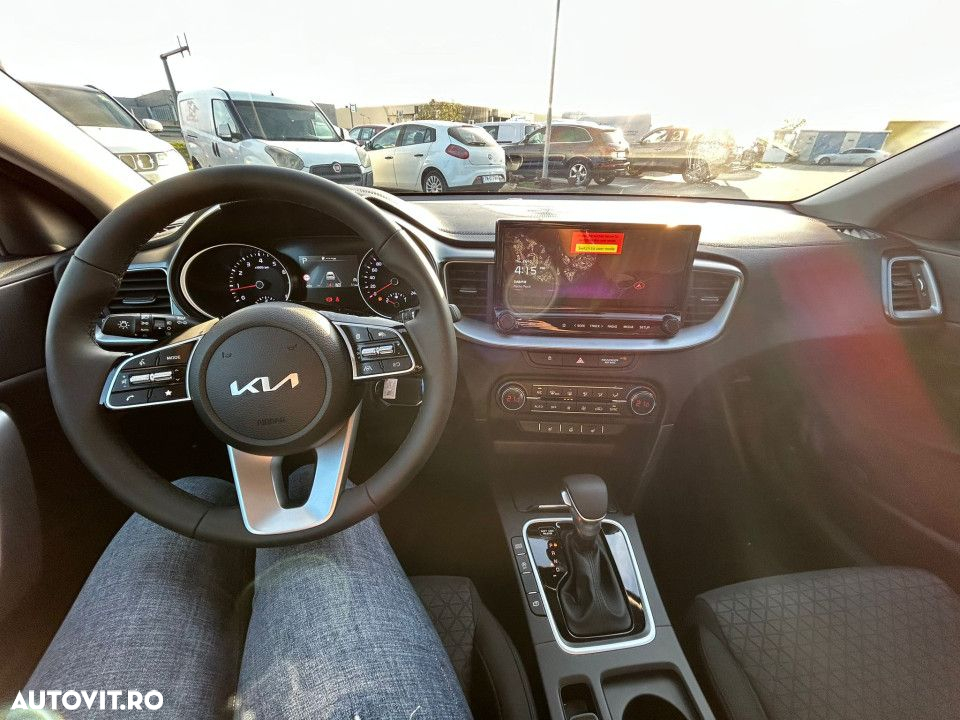 Kia Ceed - 7