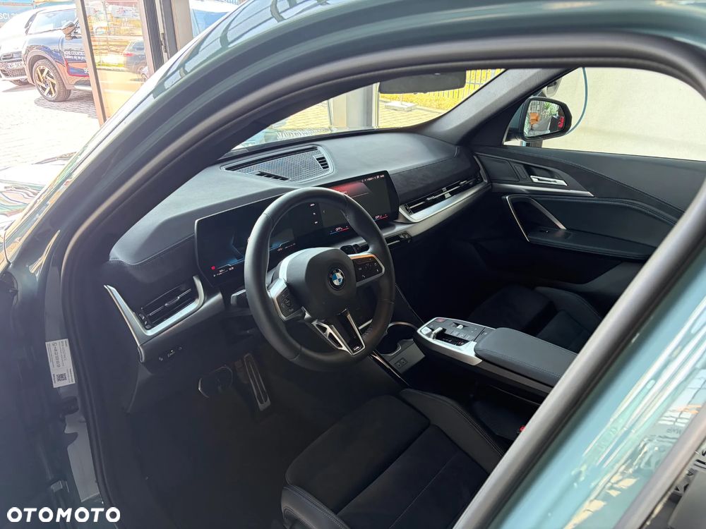 BMW X1 - 13