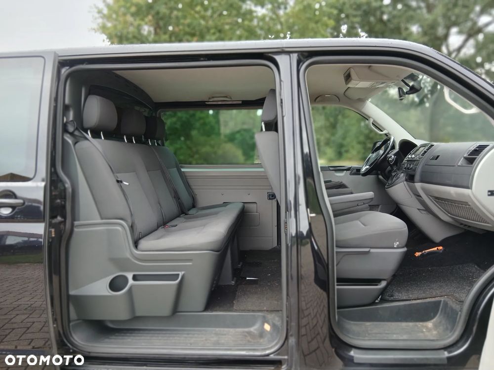 Volkswagen Transporter - 31