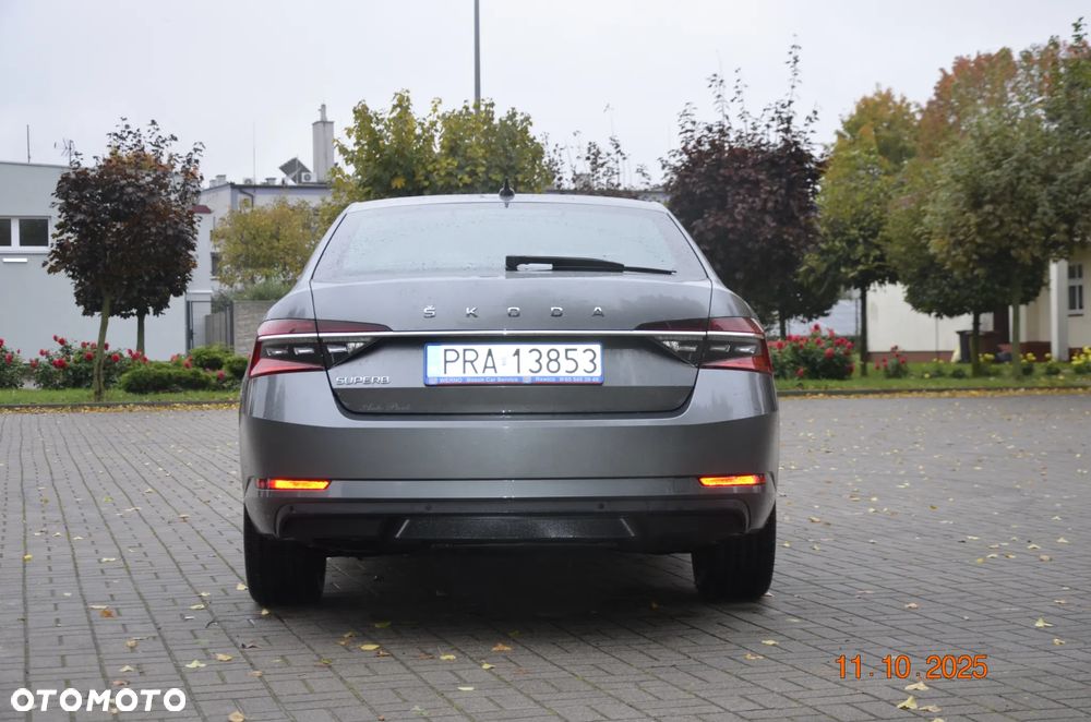 Skoda Superb 2.0 TDI SCR Ambition DSG - 5