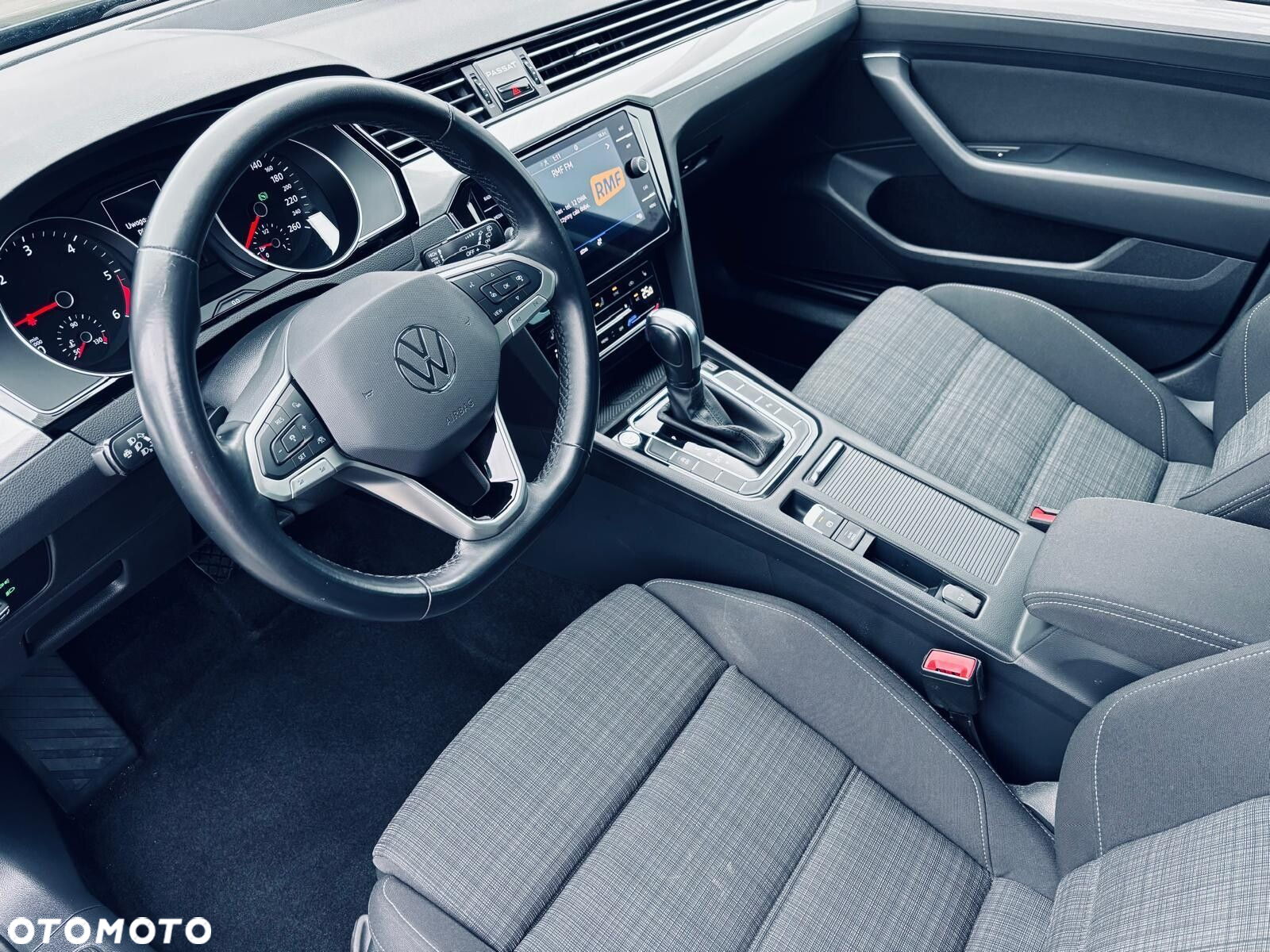 Volkswagen Passat 2.0 TDI EVO Business DSG - 12
