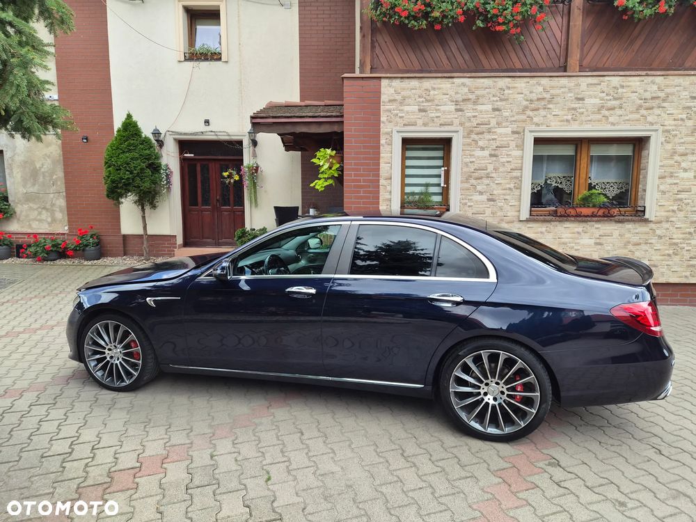 Mercedes-Benz Klasa E - 31