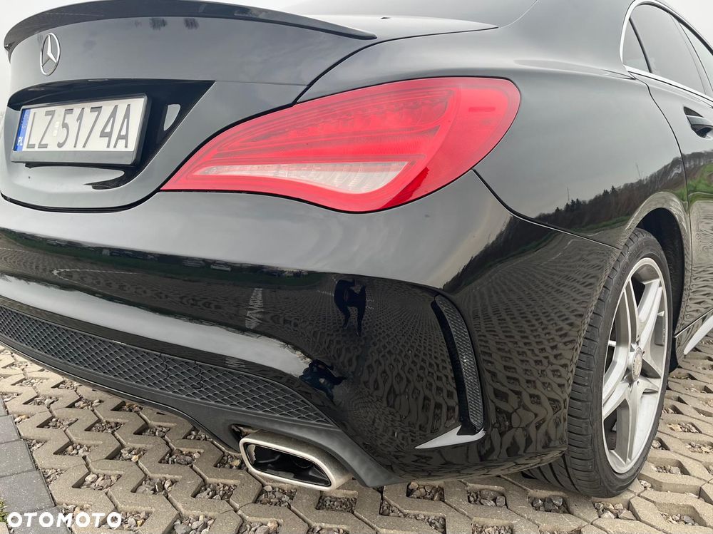 Mercedes-Benz CLA 250 4Matic 7G-DCT AMG Line - 10