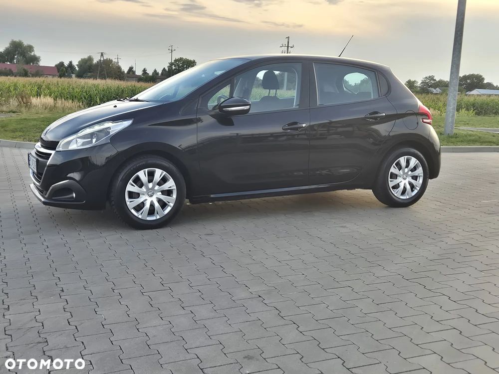 Peugeot 208 PureTech 82 Start & Stop Allure - 13