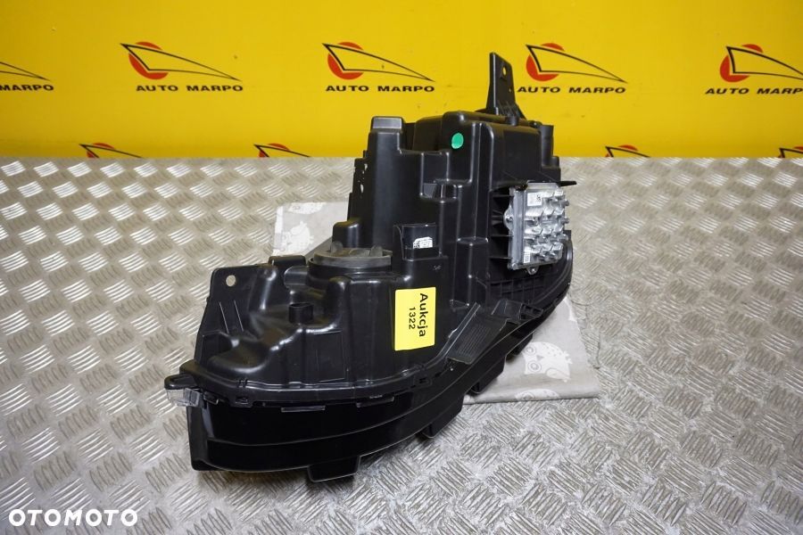 FORD EDGE 2019- REFLEKTOR LAMPA MID LED PRAWA USA - 8