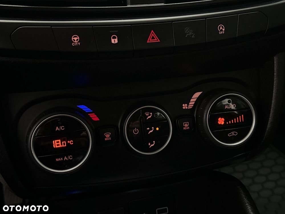 Fiat Tipo 1.4 16v Lounge EU6d - 15