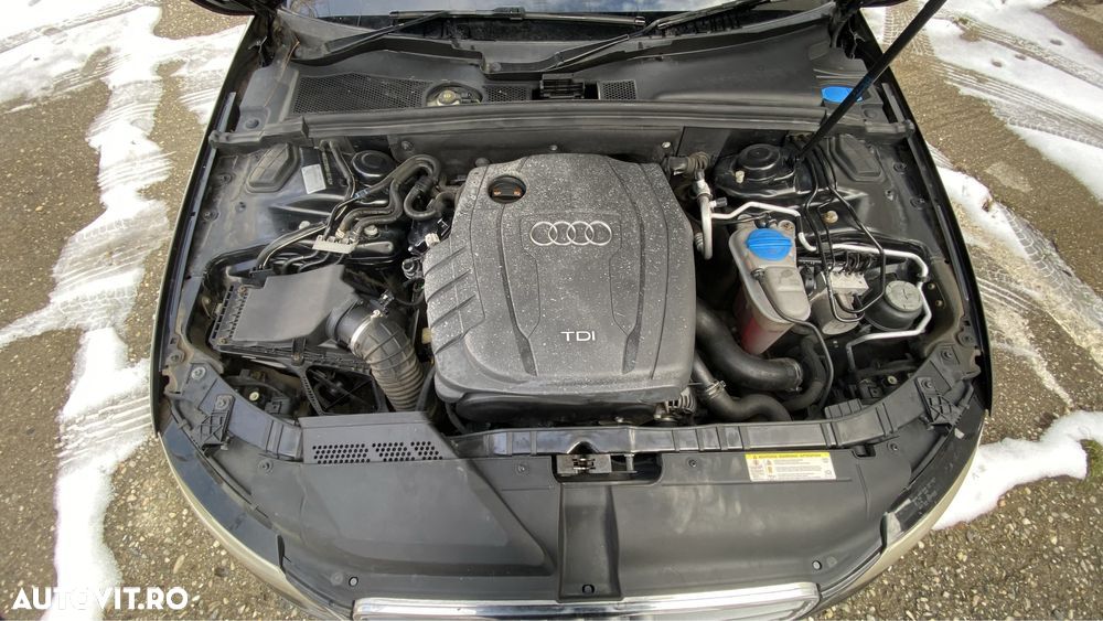 Dezmembrari/Dezmembrari Audi A4 B8 2.0 Tdi CJCB E5 2011  LY9B - 8