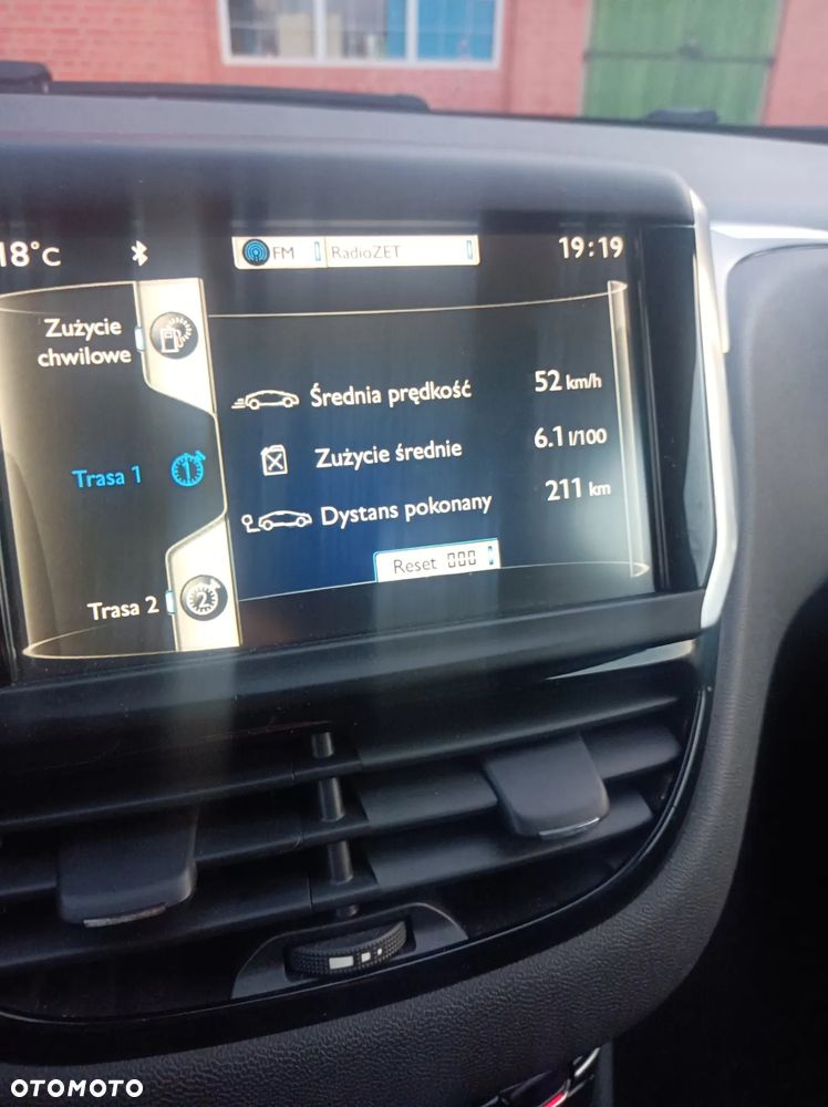 Peugeot 208 120 VTI Allure - 17