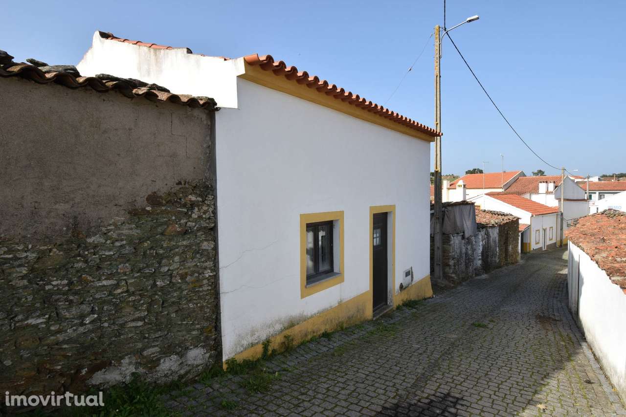 Moradia p/ Recuperar - Vila Ruivas - Grande imagem: 2/11