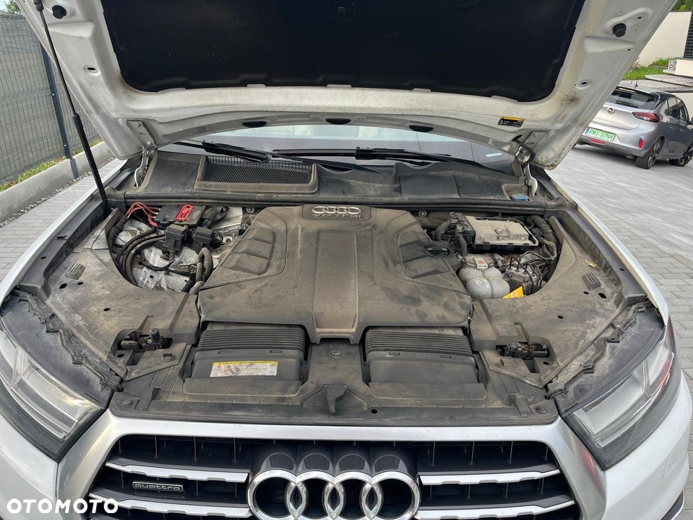Audi Q7 - 7