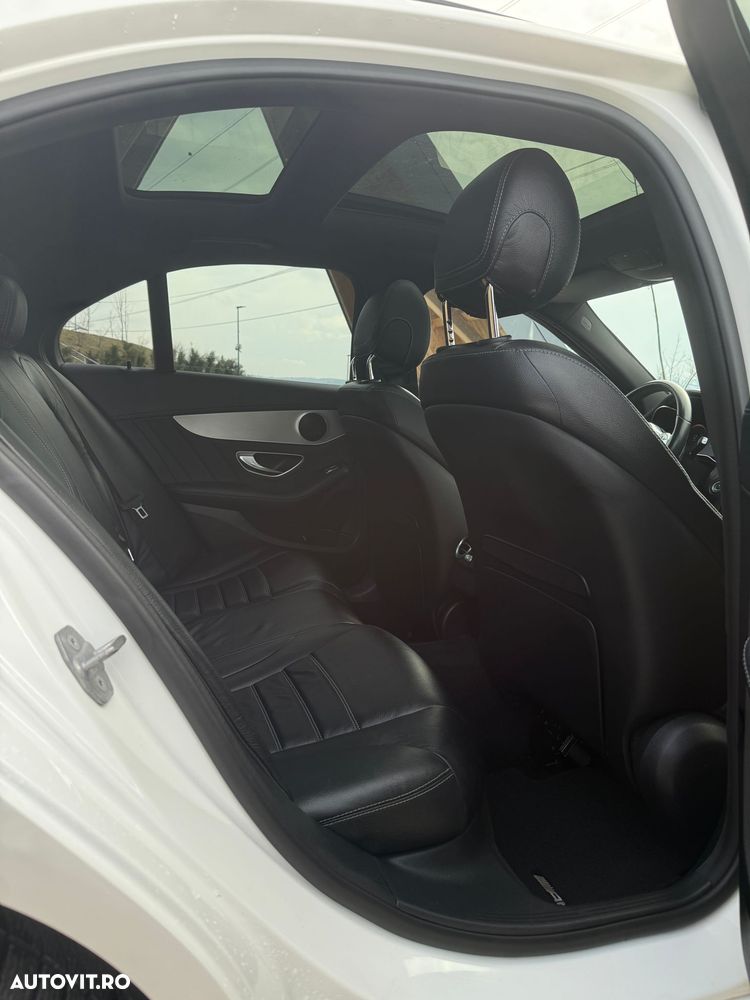 Mercedes-Benz C 220 d 4MATIC T-Modell Aut - 14