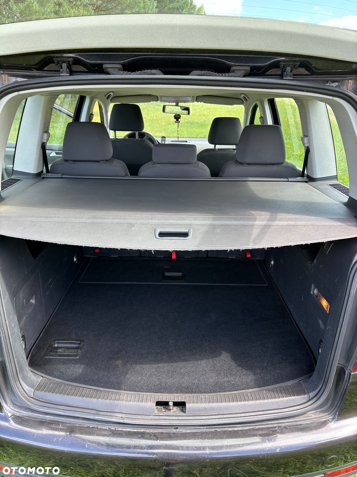 Volkswagen Touran 1.9 TDI Highline - 6