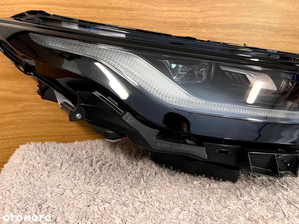 RANGE ROVER EVOQUE II L551 LAMPA PRAWY PRZÓD PRAWA PRZDENIA USZKODZONA M8D2-13W029-EA EUROPA - 4