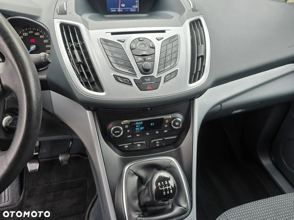 Ford Grand C-MAX - 34