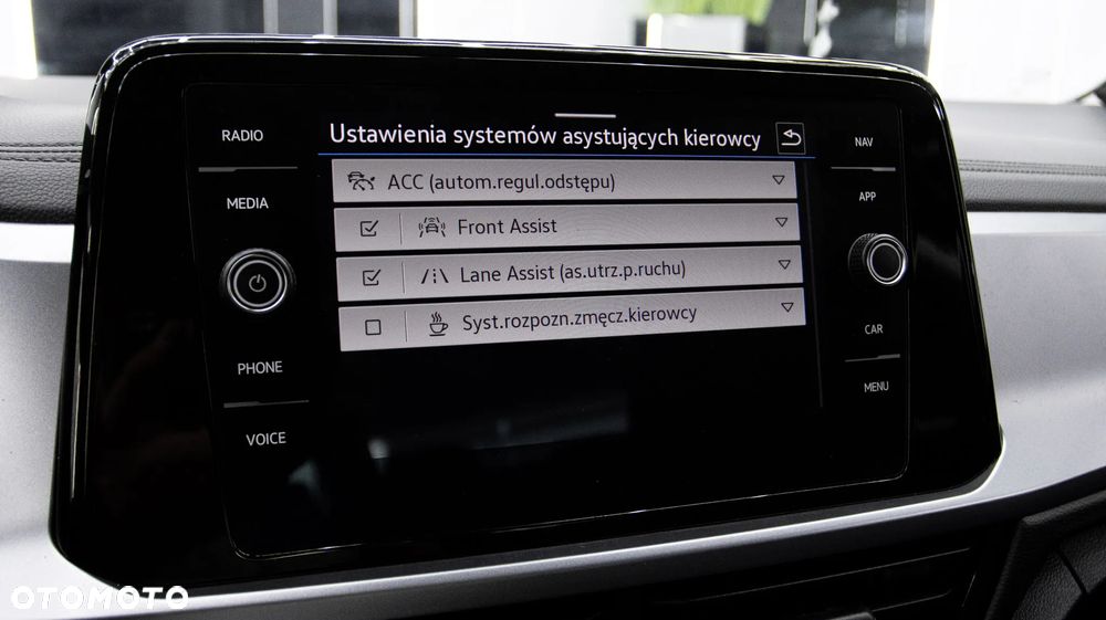 Volkswagen T-Roc 1.5 TSI Life DSG - 26