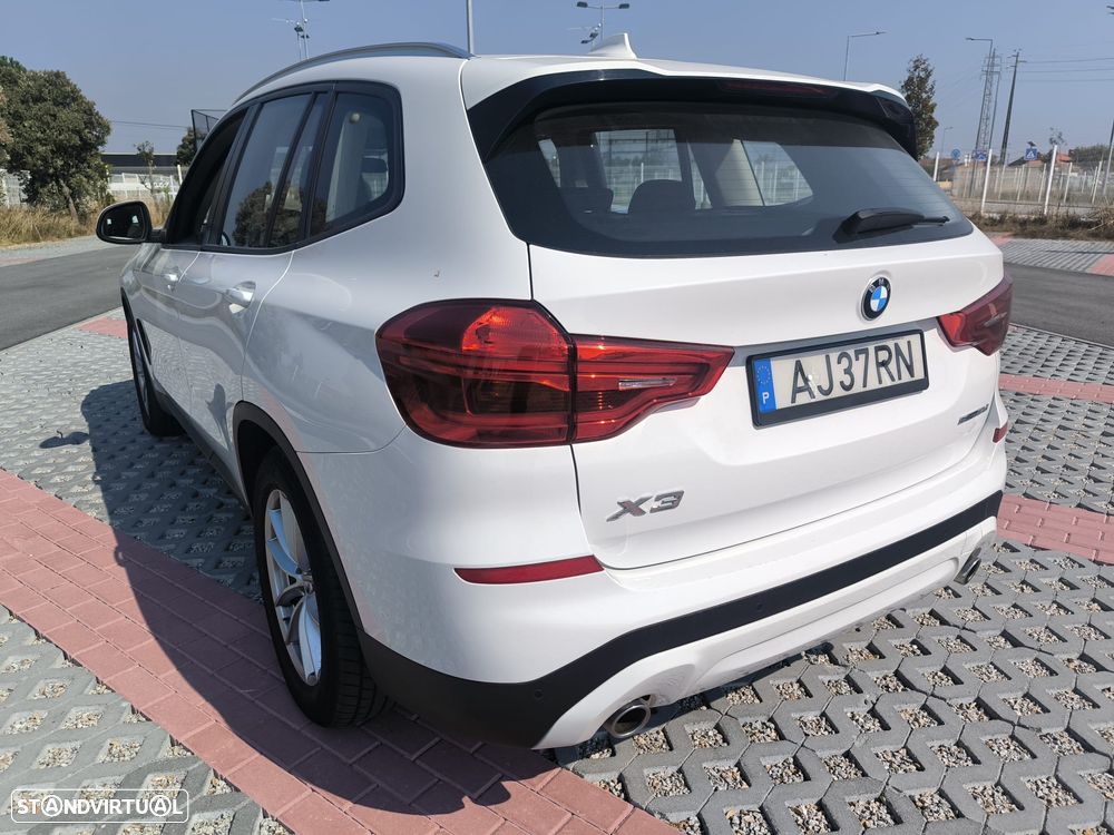 BMW X3 18 d sDrive Advantage Auto - 8