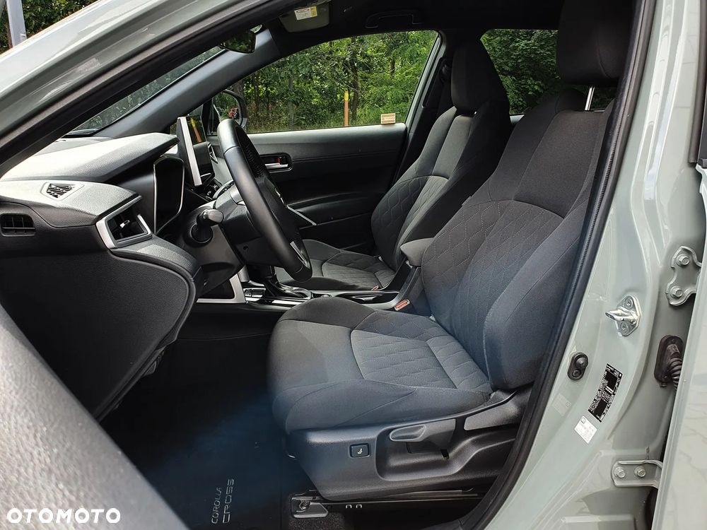 Toyota Corolla Cross 2.0 Hybrid Style - 15