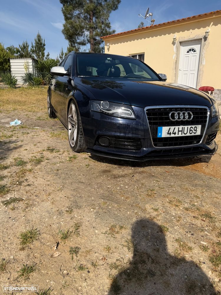 Audi A4 Avant 2.0 TDI S-line - 2