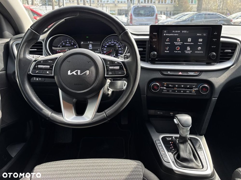 Kia XCeed 1.5 T-GDI Prestige Line DCT - 4