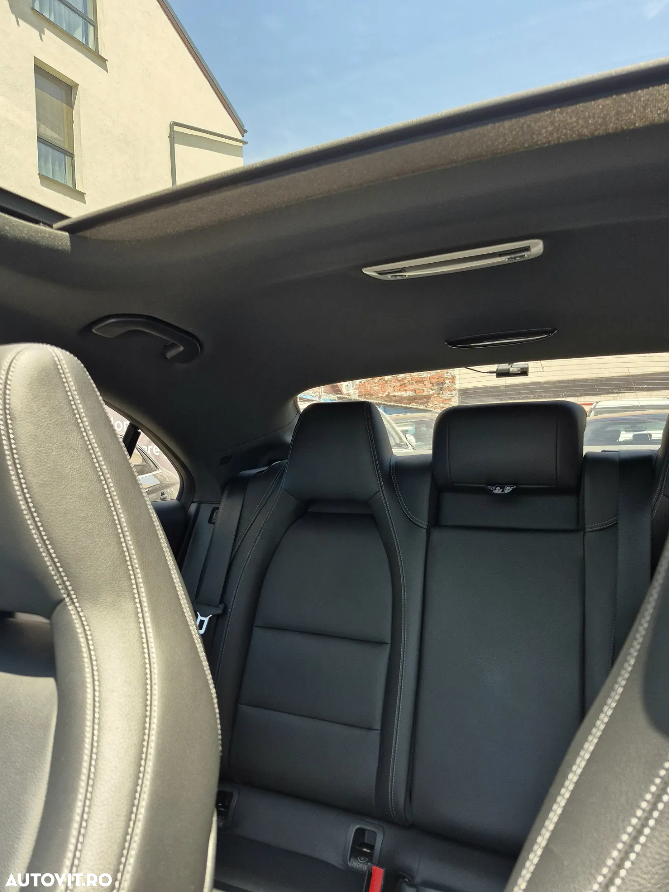 Mercedes-Benz CLA 200 d 4Matic 7G-DCT UrbanStyle Edition - 36