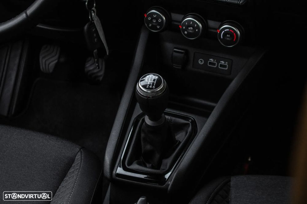 Renault Clio TCe 90 EQUILIBRE - 36