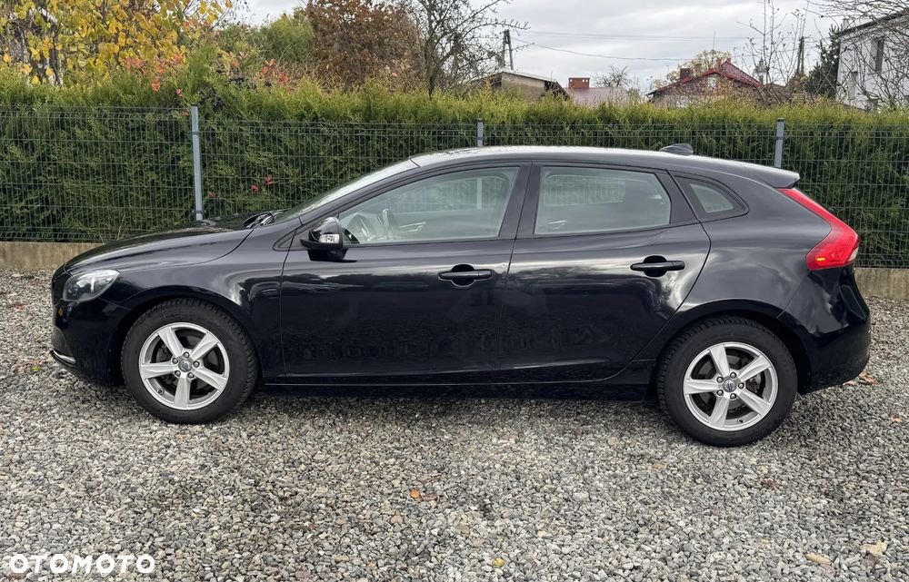 Volvo V40 D2 Momentum - 5