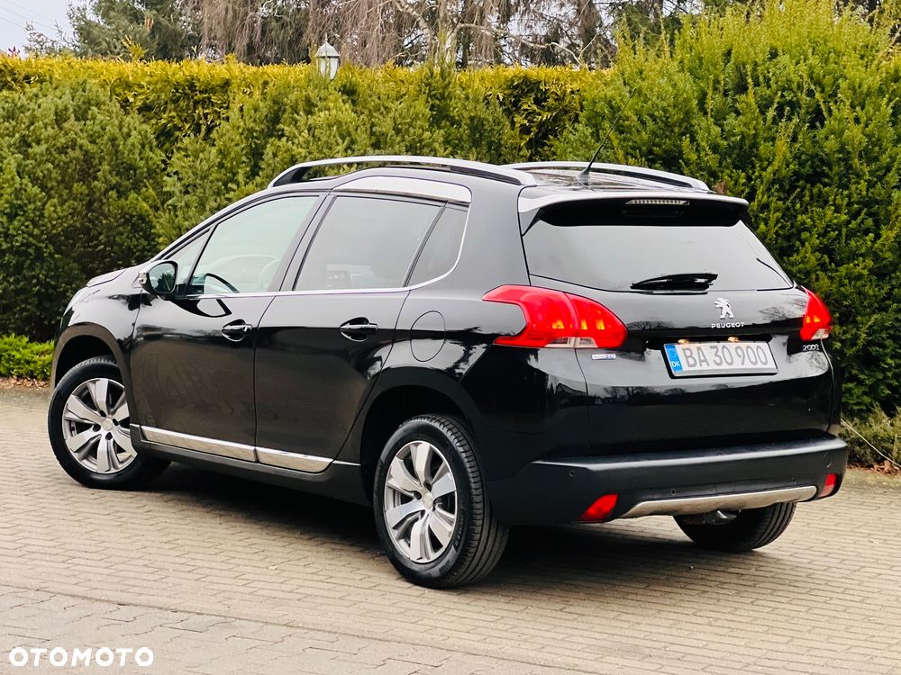Peugeot 2008 1.6 BlueHDi Allure S&S - 4