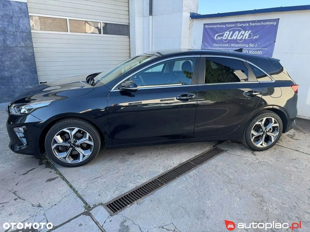 Kia Ceed - 25
