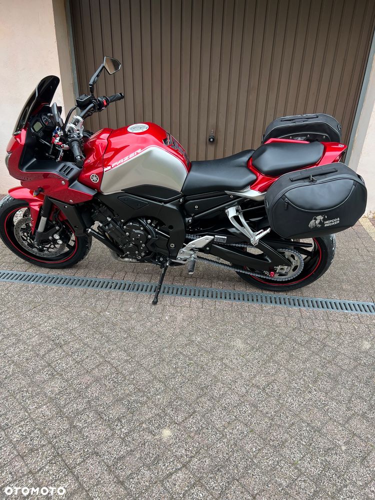 Yamaha FZ - 23