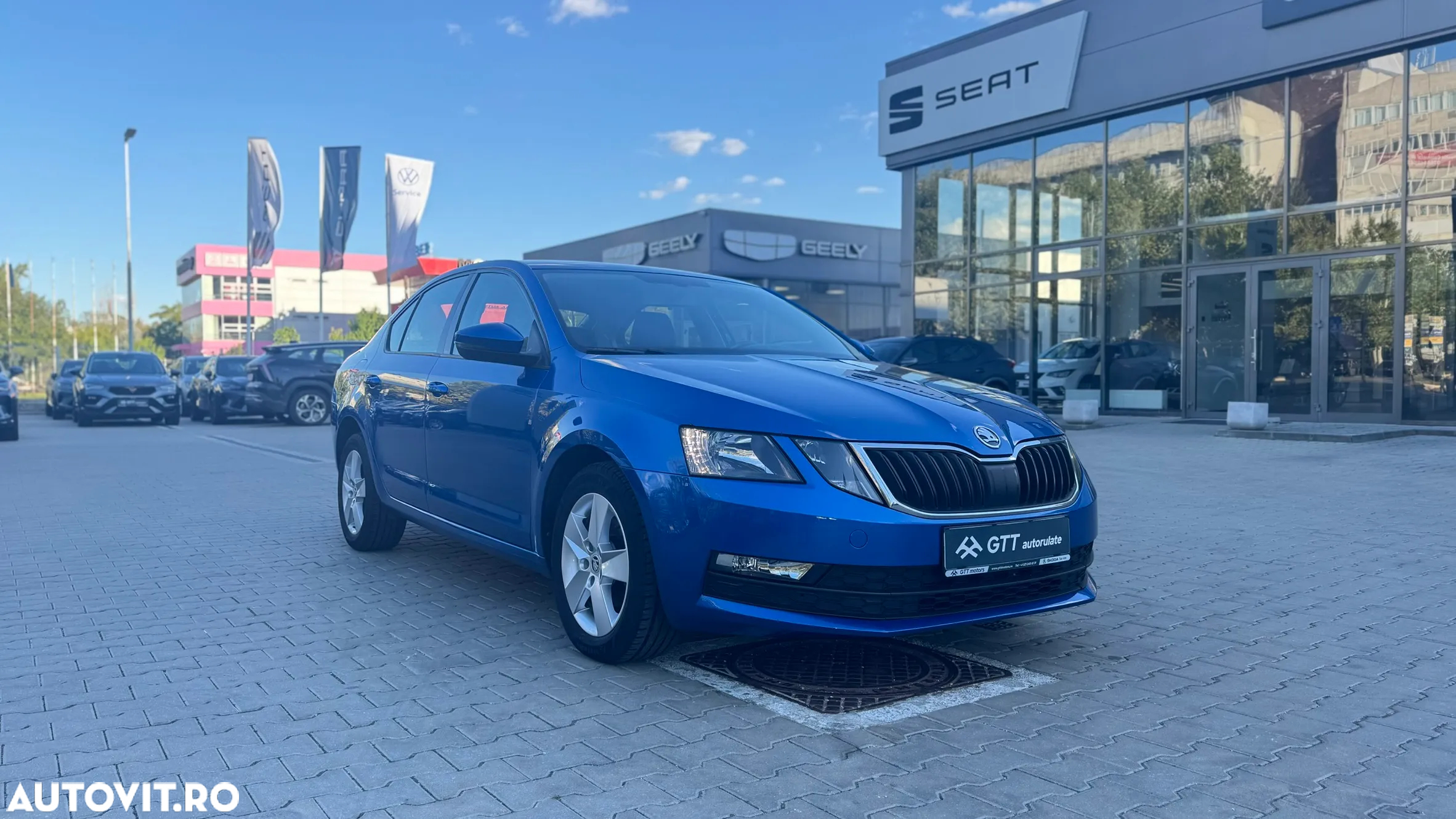 Skoda Octavia 1.6 TDI DSG Ambition - 2