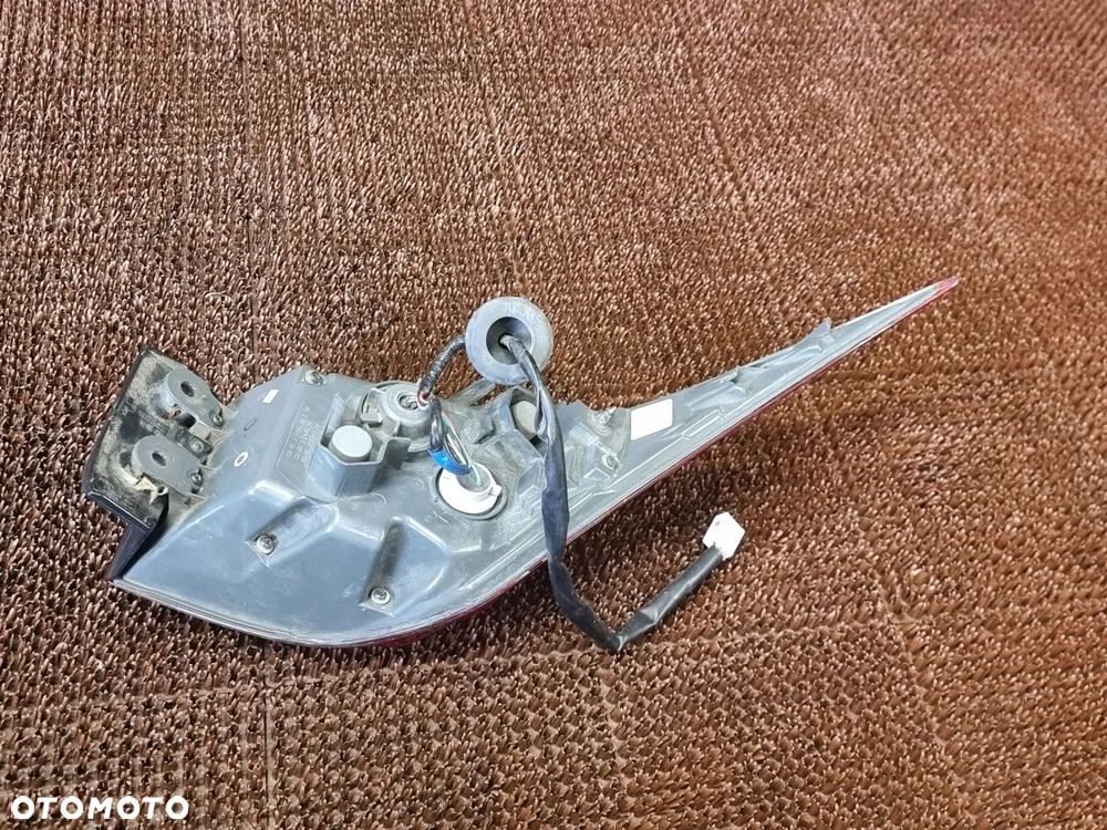 LEXUS IS 13-16r Lampa Tył - 3