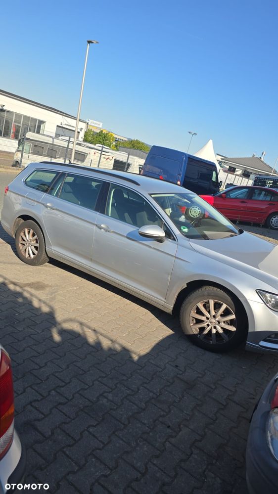 Volkswagen Passat 2.0 TDI SCR DSG Business - 3