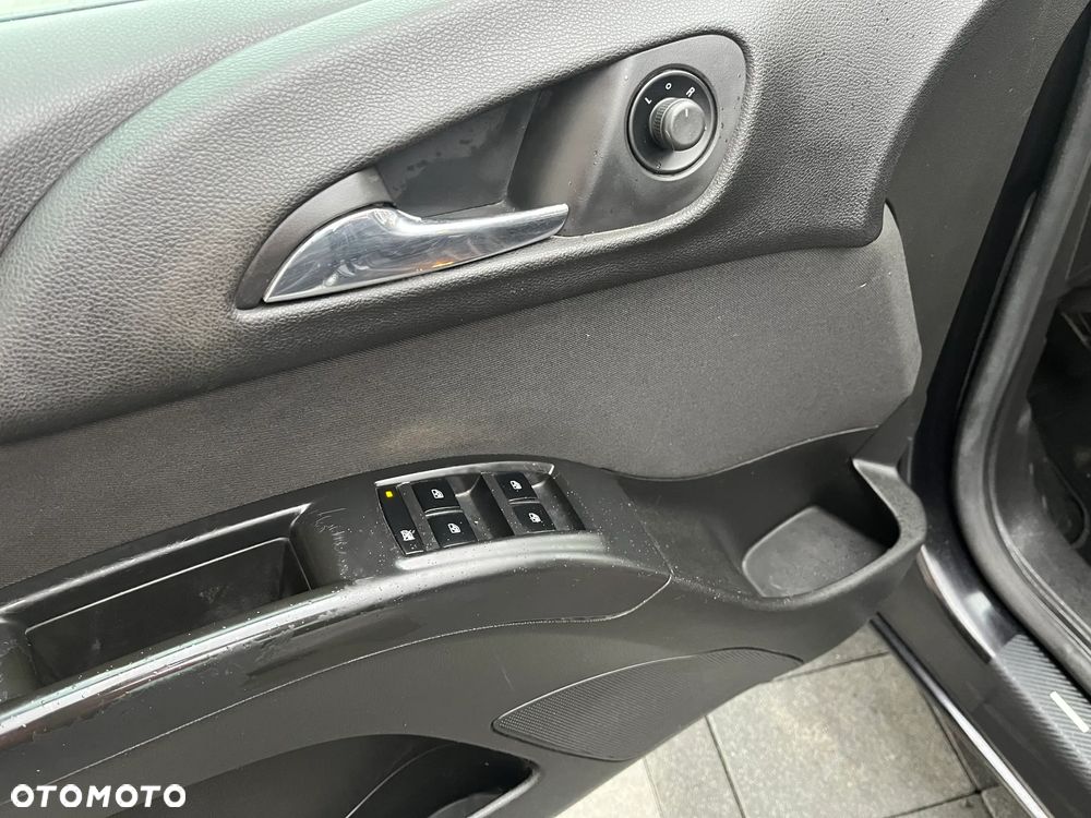 Opel Meriva 1.4 Essentia - 19