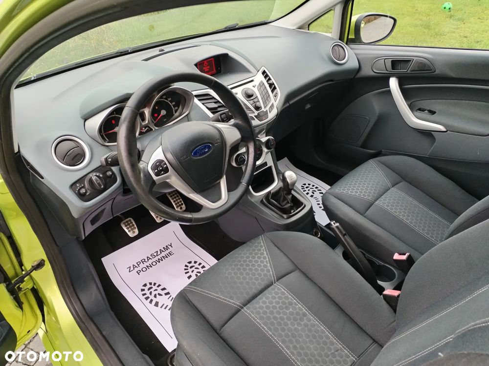 Ford Fiesta - 20
