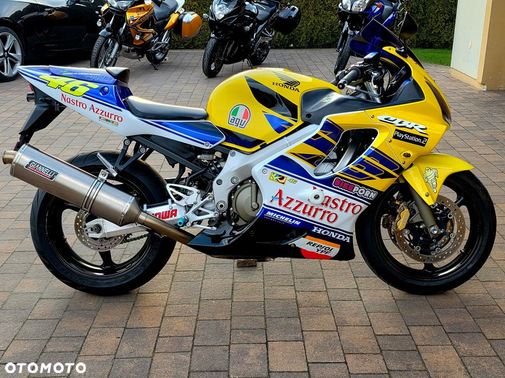Honda CBR - 8