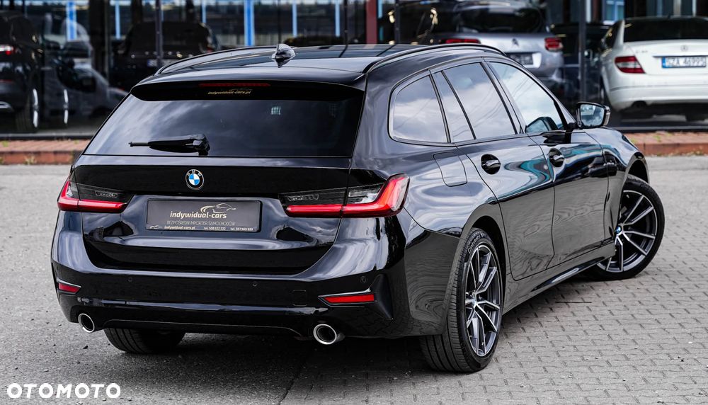 BMW Seria 3 320d Touring Sport Line - 2