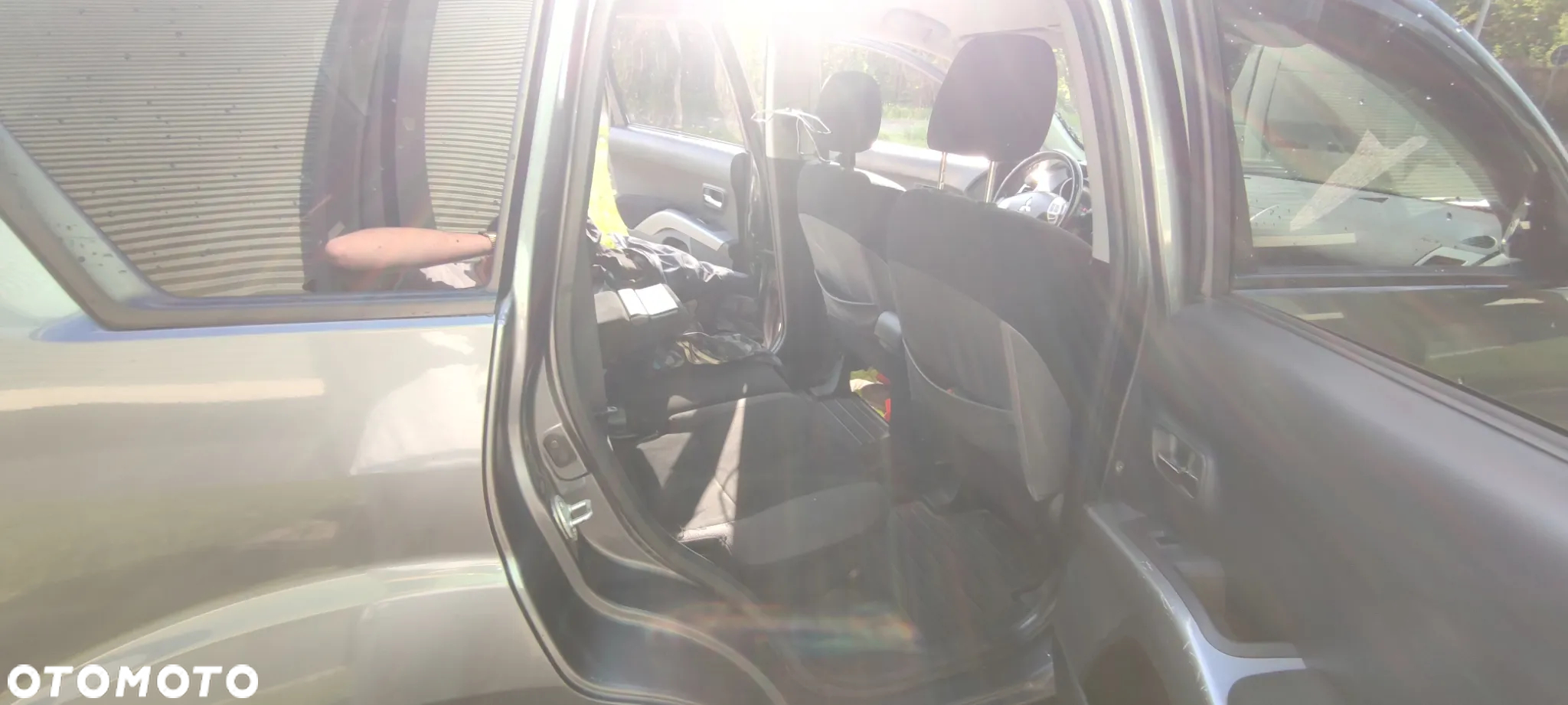 Mitsubishi Outlander 2.2 DID Instyle - 22