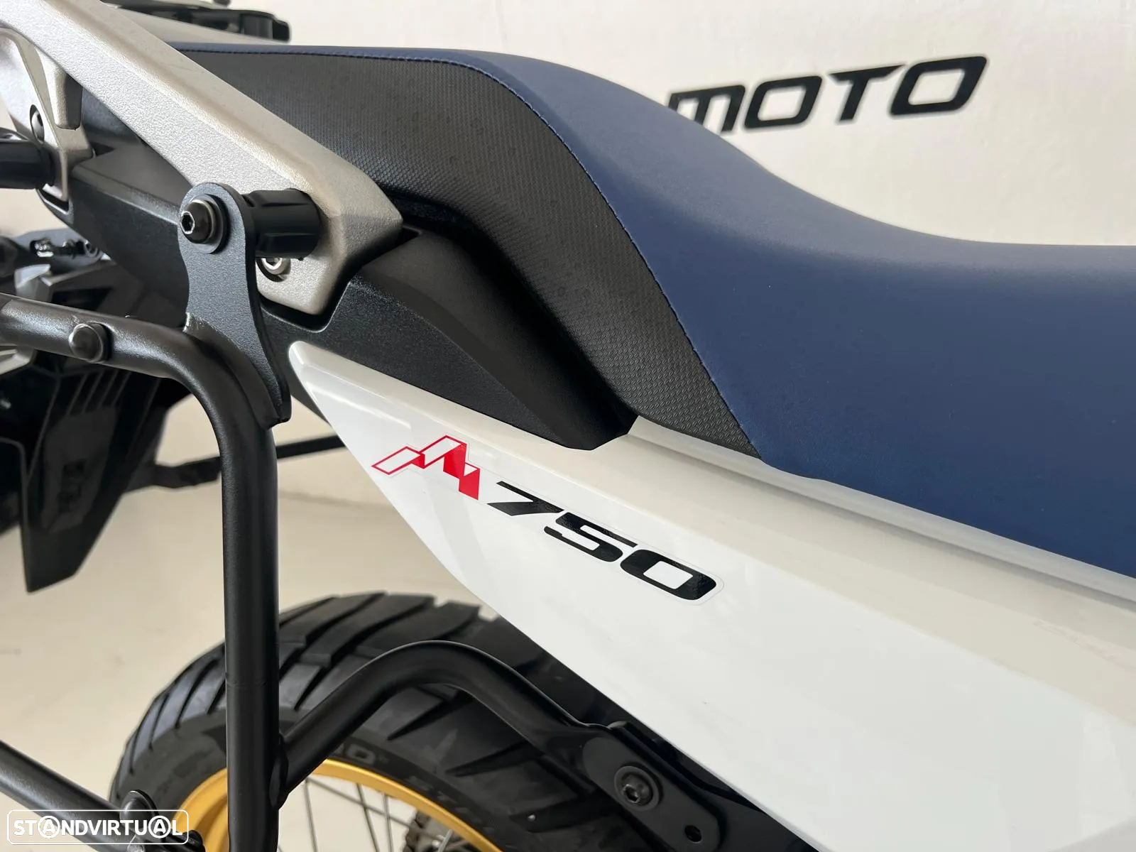 Honda Transalp 750 XL - 19
