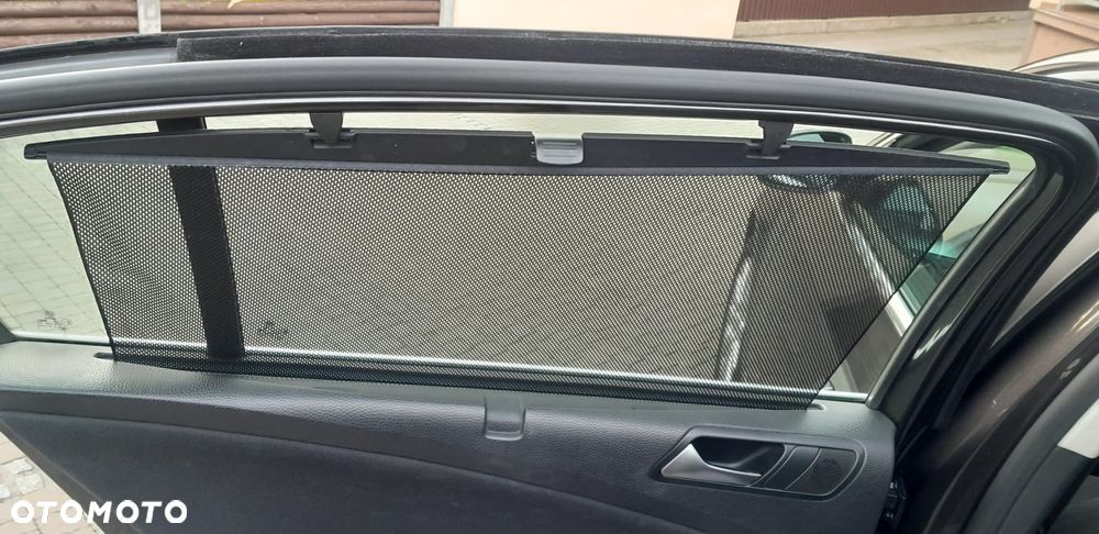 Volkswagen Passat 2.0 TDI Comfortline - 15