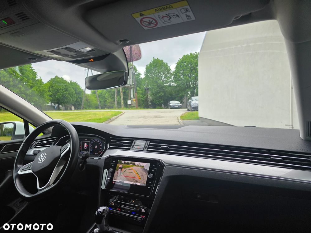 Volkswagen Passat 1.5 TSI EVO Elegance - 11
