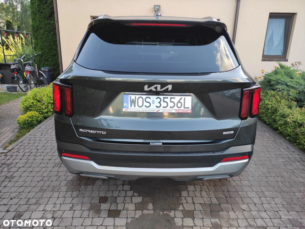 Kia Sorento 1.6T-GDI PHEV AWD OPF Platinum - 4