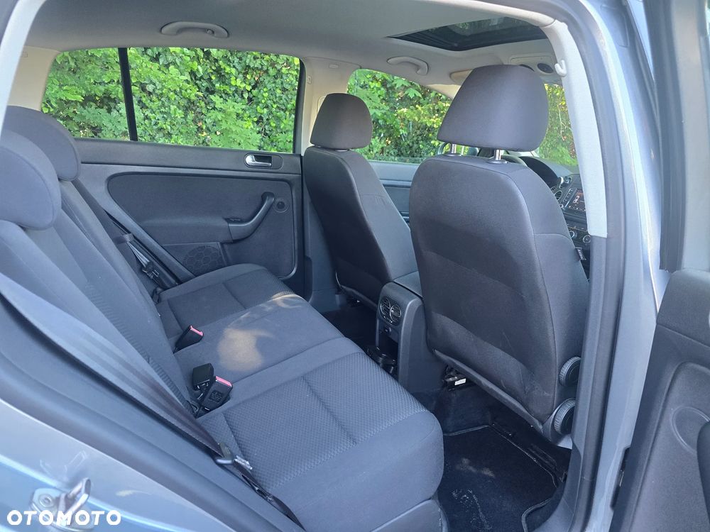 Volkswagen Golf Plus 1.6 TDI Highline - 11