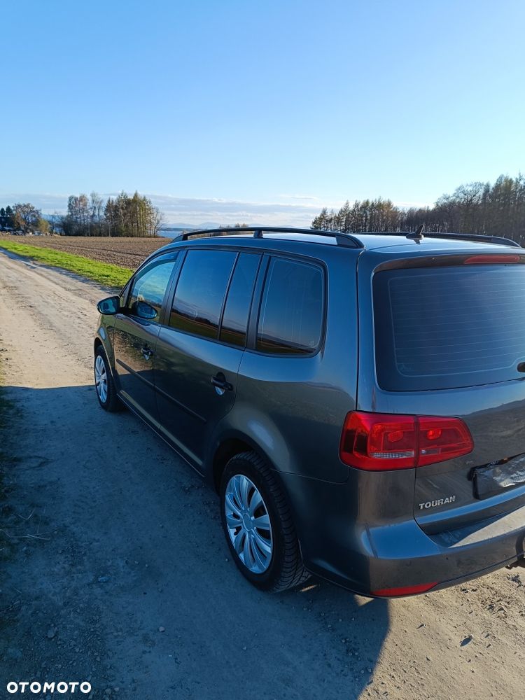 Volkswagen Touran - 7