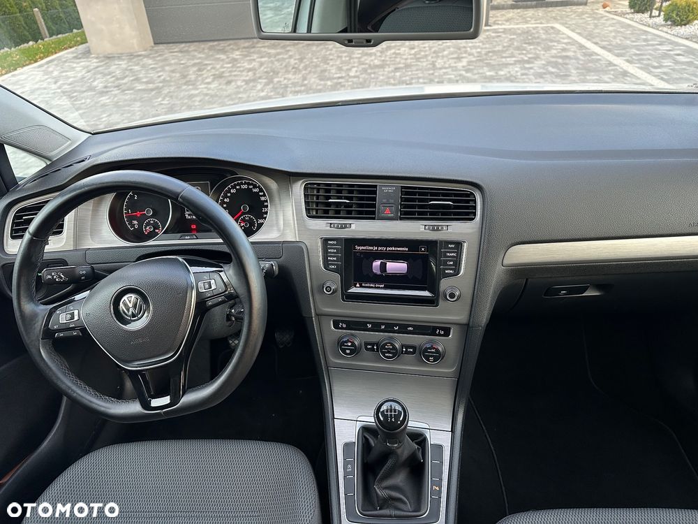 Volkswagen Golf 1.6 TDI BlueMotion Technology Comfortline - 31